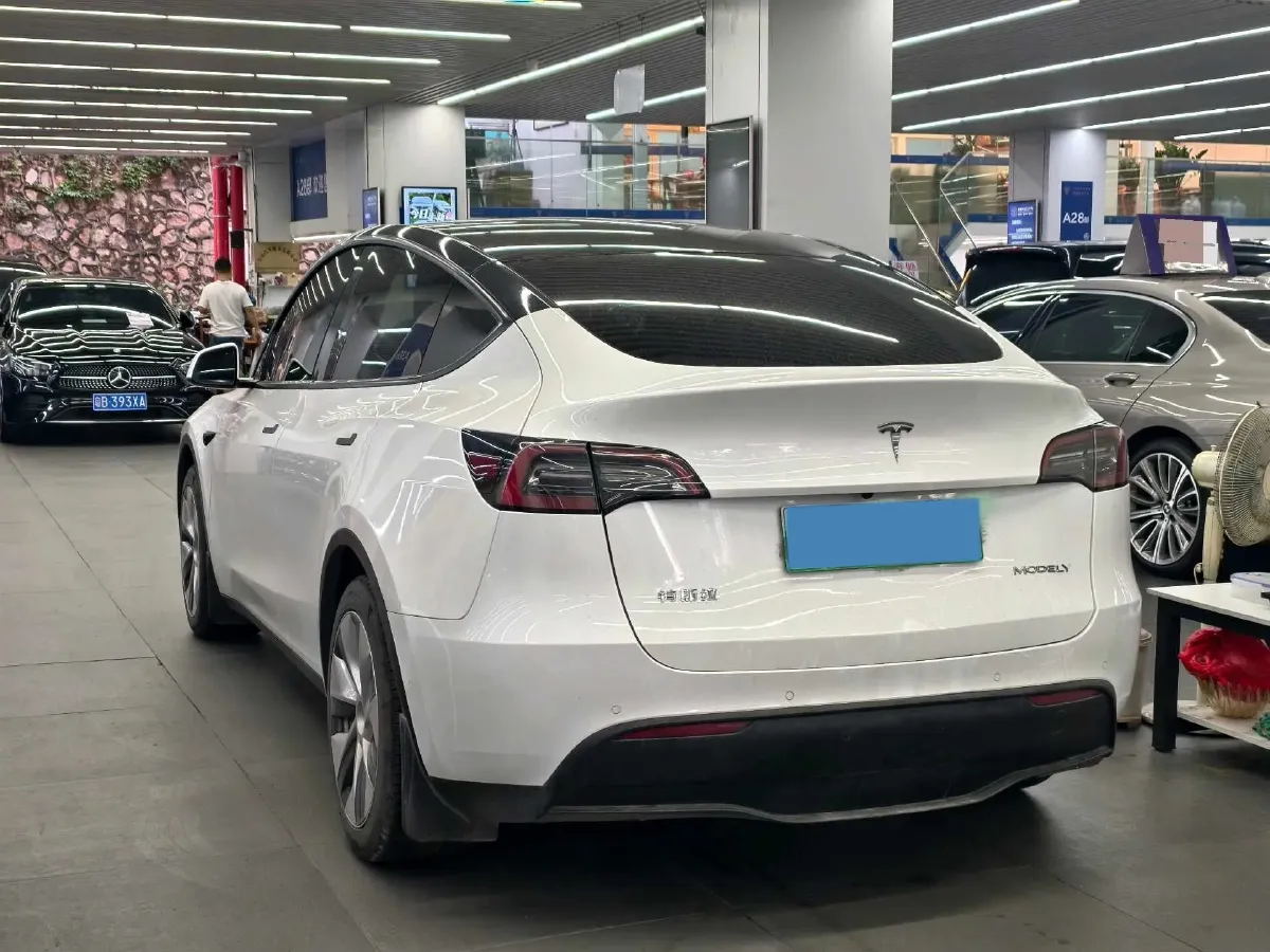 2022 Tesla Model Y BEV 60KWH,autocango,china used car exporter,china ev exporter,chinese used car exporter,chinese used ev exporter