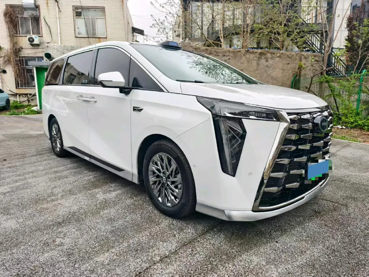 2025 GAC Trumpchi M8 2.0T 190HP L4 2DHT PHEV,autocango,china used car exporter,china ev exporter,chinese used car exporter,chinese used ev exporter