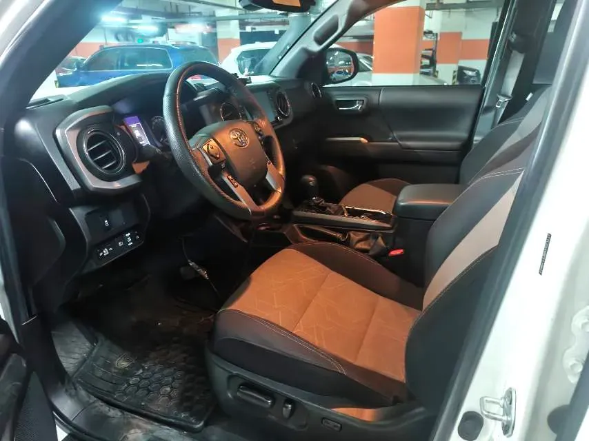 2021 Volvo S60 PHEV 2.0T 303HP L4 8AT PHEV 11.6KWH,autocango,china used car exporter,china ev exporter,chinese used car exporter,chinese used ev exporter