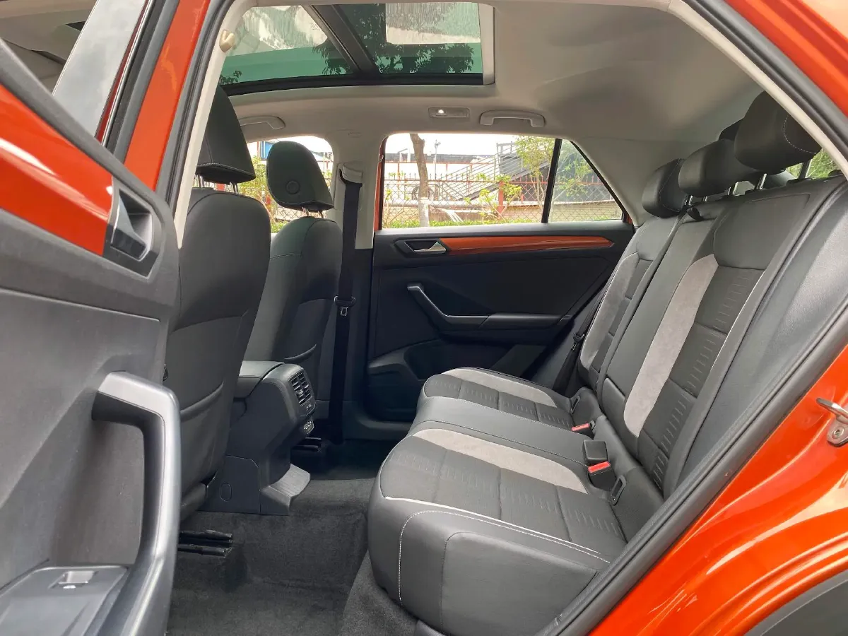 2018 Borgward BX5 1.8T 190HP L4 6AT,autocango,china used car exporter,china ev exporter,chinese used car exporter,chinese used ev exporter