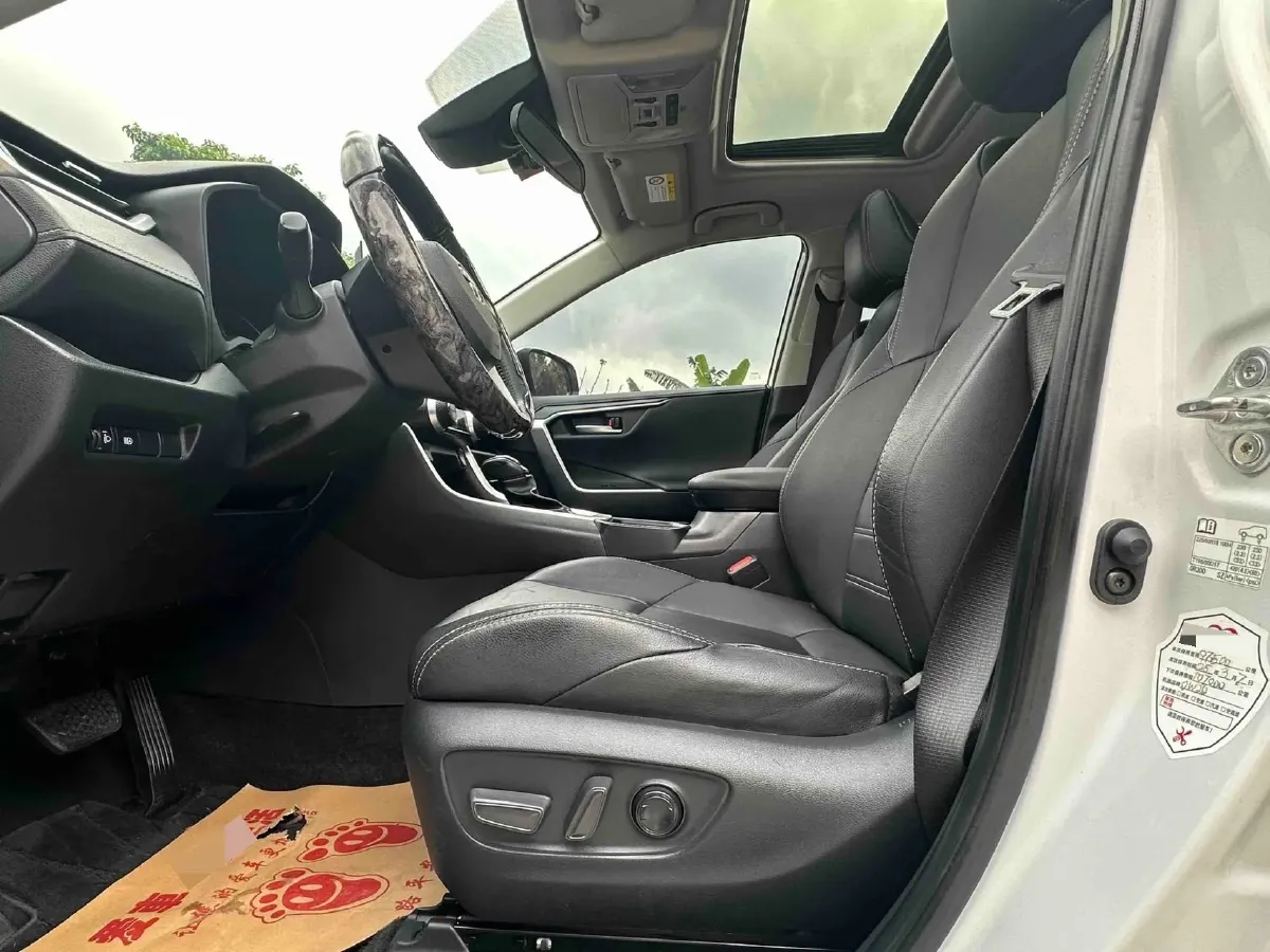 2020 Toyota Wildlander 2.0L 171HP L4 CVT,autocango,china used car exporter,china ev exporter,chinese used car exporter,chinese used ev exporter