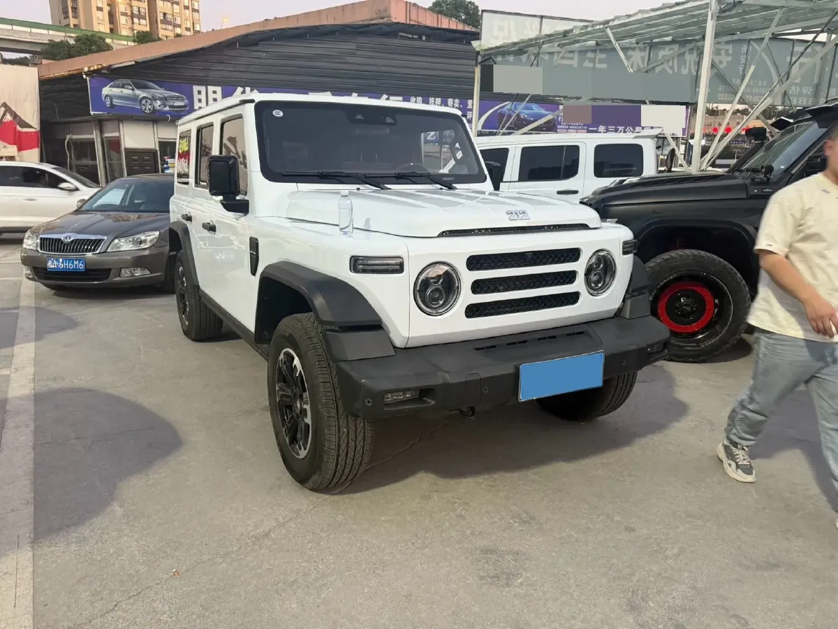 2024 212 212 T01 2.0T 252HP L4 8AT,autocango,china used car exporter,china ev exporter,chinese used car exporter,chinese used ev exporter