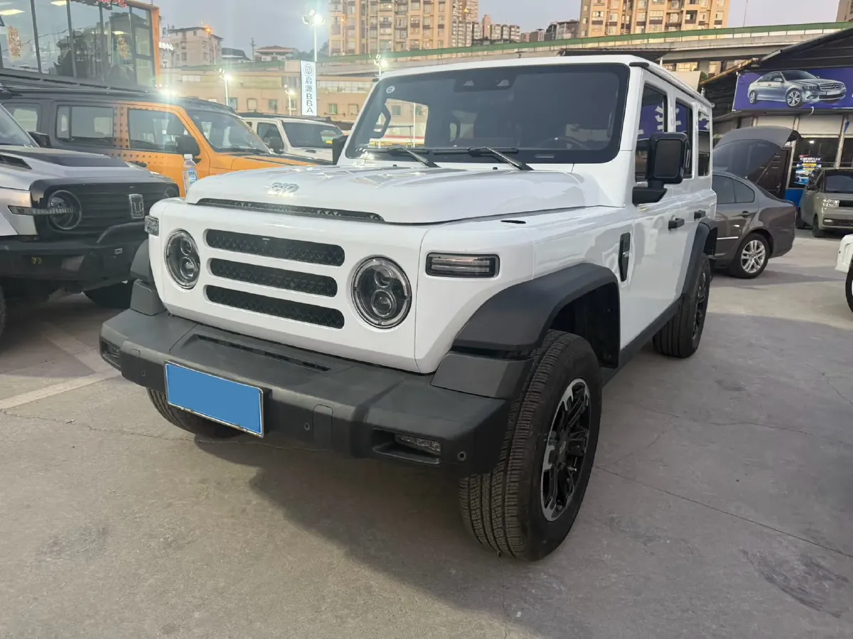 2024 212 212 T01 2.0T 252HP L4 8AT,autocango,china used car exporter,china ev exporter,chinese used car exporter,chinese used ev exporter
