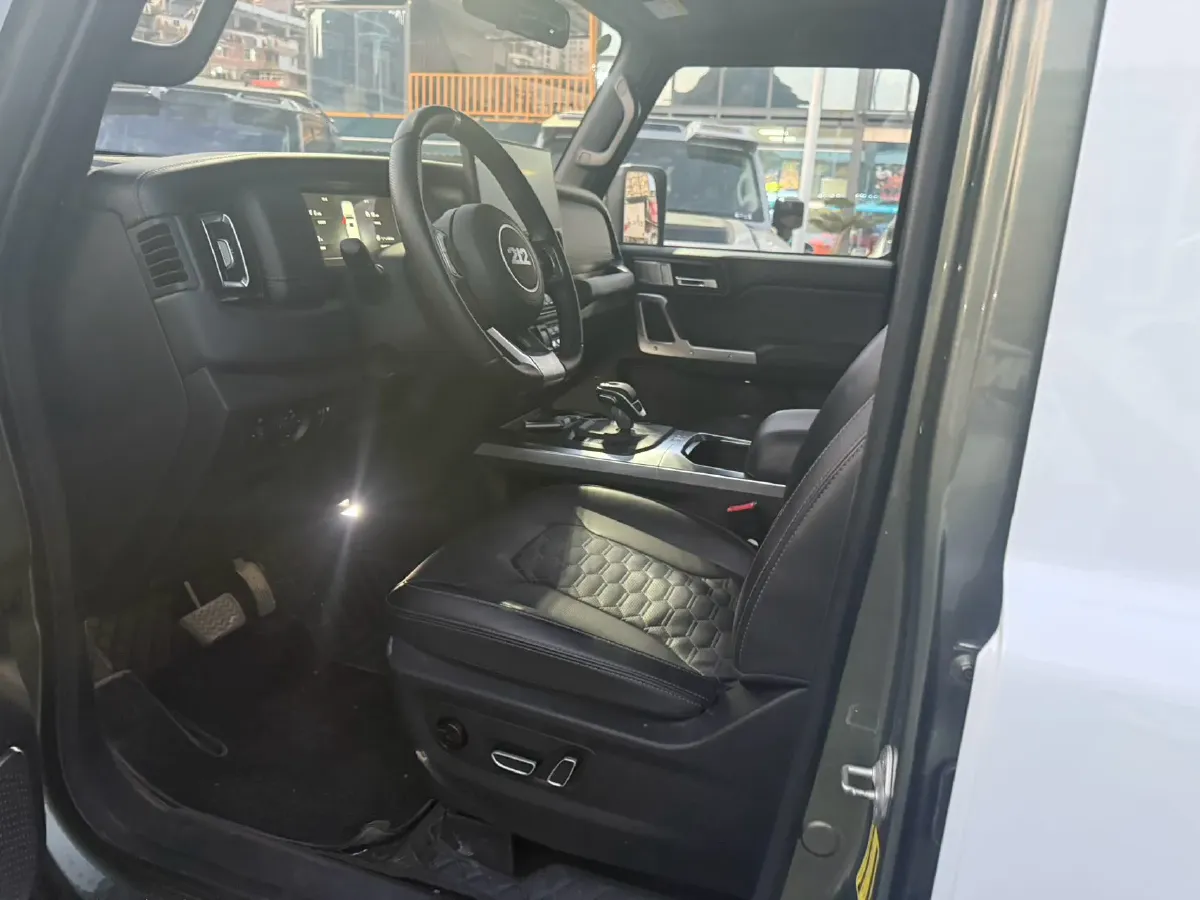 2024 212 212 T01 2.0T 252HP L4 8AT,autocango,china used car exporter,china ev exporter,chinese used car exporter,chinese used ev exporter