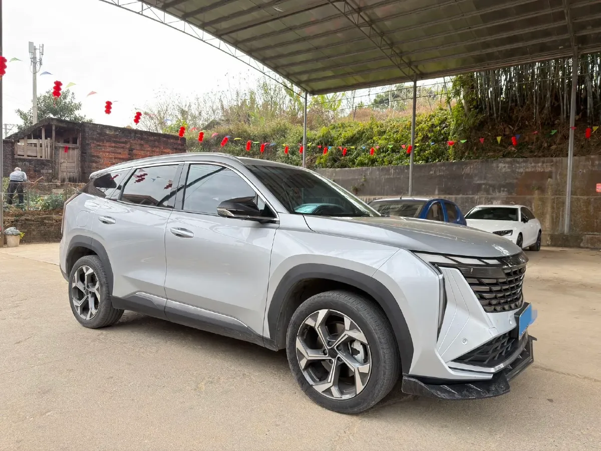 2023 Geely StarRay 1.5T 181HP L4 7DCT,autocango,china used car exporter,china ev exporter,chinese used car exporter,chinese used ev exporter