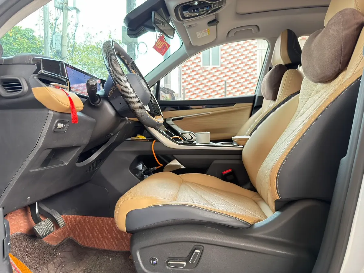 2023 Geely StarRay 1.5T 181HP L4 7DCT,autocango,china used car exporter,china ev exporter,chinese used car exporter,chinese used ev exporter