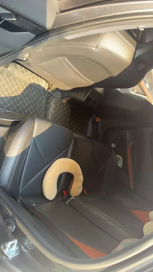 2022 ChangAn UNI-V 1.5T 188HP L4 7DCT,autocango,china used car exporter,china ev exporter,chinese used car exporter,chinese used ev exporter