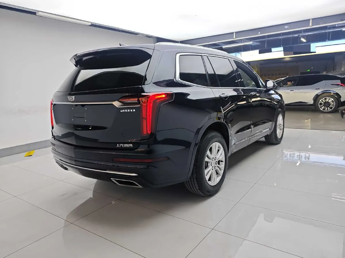 2021 Cadillac XT6 2.0T 237HP L4 9AT,autocango,china used car exporter,china ev exporter,chinese used car exporter,chinese used ev exporter