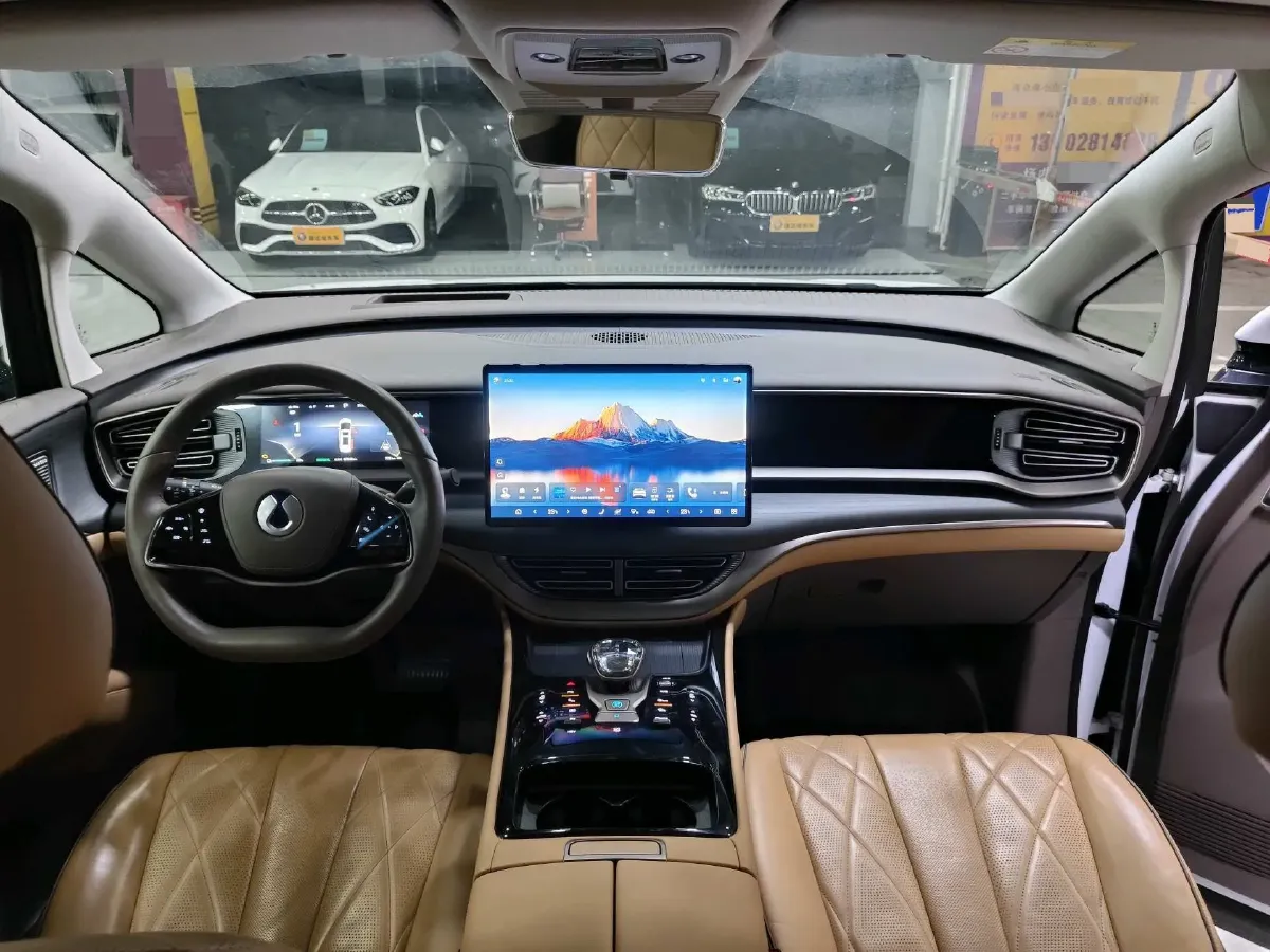 2022 Mercedes-Benz GLC Class 2.0T 197HP L4 9AT,autocango,china used car exporter,china ev exporter,chinese used car exporter,chinese used ev exporter