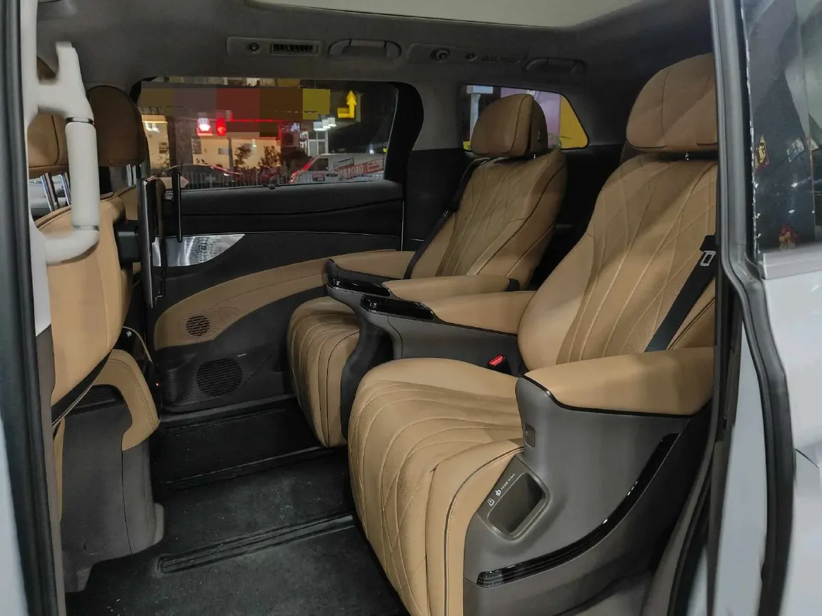 2022 Mercedes-Benz GLC Class 2.0T 197HP L4 9AT,autocango,china used car exporter,china ev exporter,chinese used car exporter,chinese used ev exporter