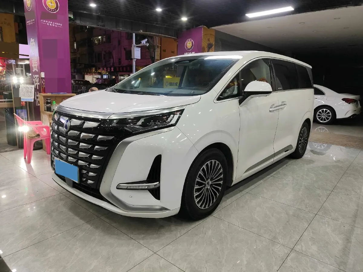 2022 Mercedes-Benz GLC Class 2.0T 197HP L4 9AT,autocango,china used car exporter,china ev exporter,chinese used car exporter,chinese used ev exporter