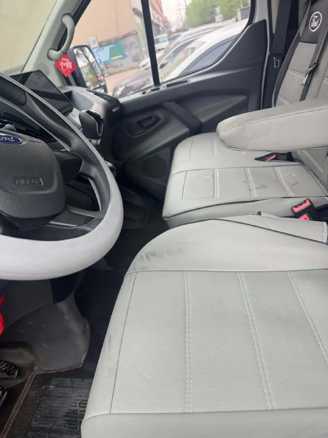2019 Ford Transit 2.0T 121HP L4 5MT,autocango,china used car exporter,china ev exporter,chinese used car exporter,chinese used ev exporter
