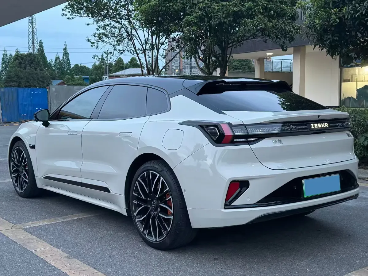 2025 Zeekr 001 BEV 100KWH,autocango,china used car exporter,china ev exporter,chinese used car exporter,chinese used ev exporter