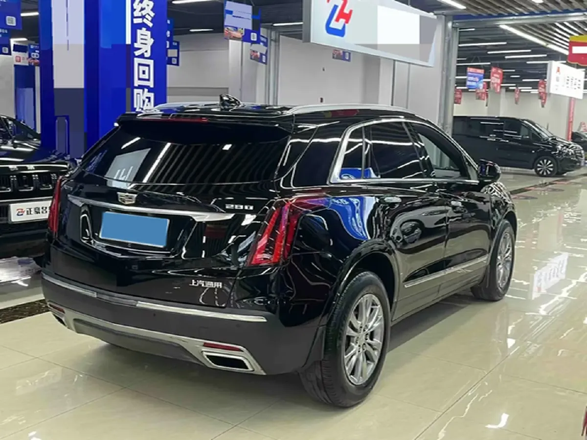 2021 Cadillac XT5 2.0T 237HP L4 9AT,autocango,china used car exporter,china ev exporter,chinese used car exporter,chinese used ev exporter