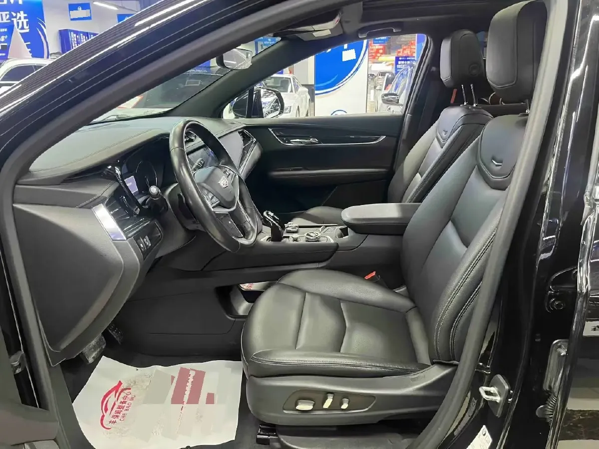 2021 Cadillac XT5 2.0T 237HP L4 9AT,autocango,china used car exporter,china ev exporter,chinese used car exporter,chinese used ev exporter