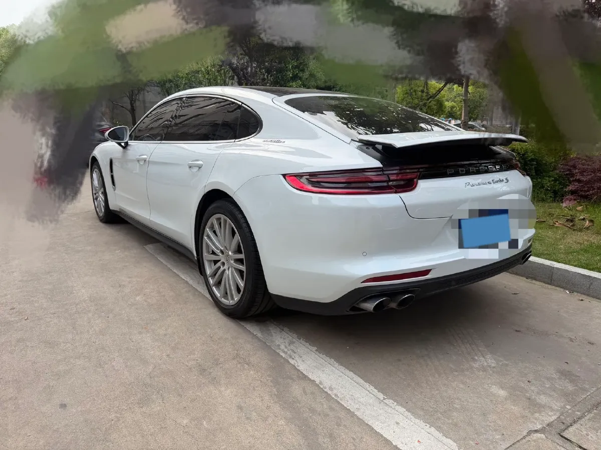 2017 Porsche Panamera 3.0T 330HP V6 8DCT,autocango,china used car exporter,china ev exporter,chinese used car exporter,chinese used ev exporter