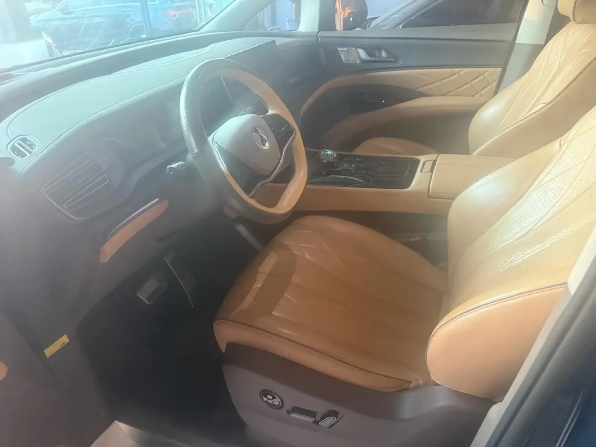 2022 Mercedes-Benz GLC Class 2.0T 197HP L4 9AT,autocango,china used car exporter,china ev exporter,chinese used car exporter,chinese used ev exporter