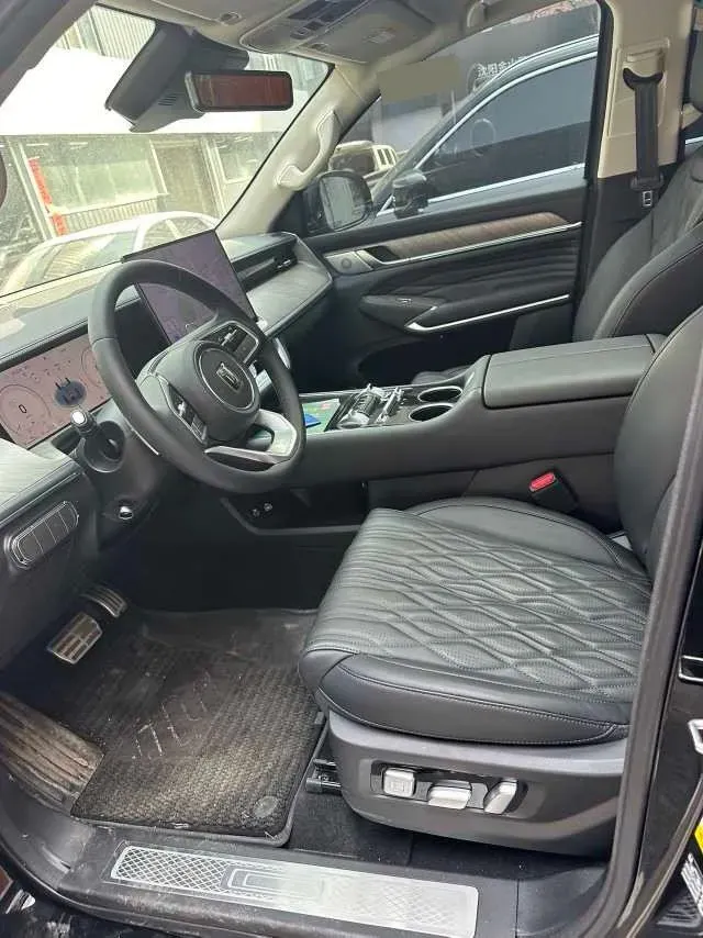 2026 Tank 500 2.0T 252HP L4 9AT PHEV,autocango,china used car exporter,china ev exporter,chinese used car exporter,chinese used ev exporter