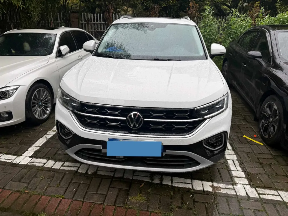 2024 Volkswagen Tayron 2.0T 186HP L4 7DCT,autocango,china used car exporter,china ev exporter,chinese used car exporter,chinese used ev exporter