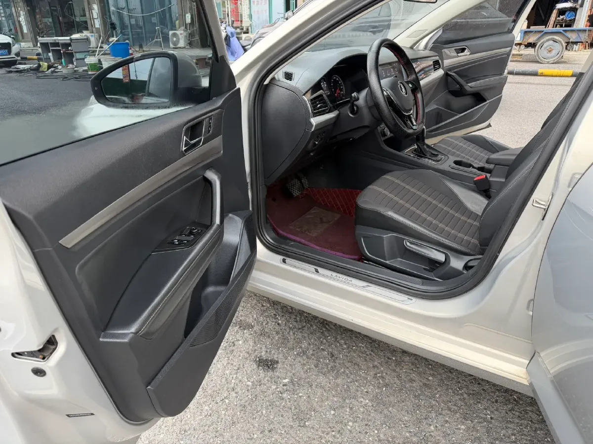 2021 Volkswagen Lavida 1.4T 150HP L4 7DCT,autocango,china used car exporter,china ev exporter,chinese used car exporter,chinese used ev exporter