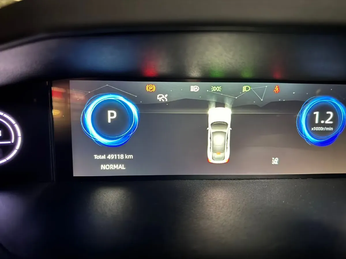 2022 ChangAn UNI-V 2.0T 233HP L4 8AT,autocango,china used car exporter,china ev exporter,chinese used car exporter,chinese used ev exporter