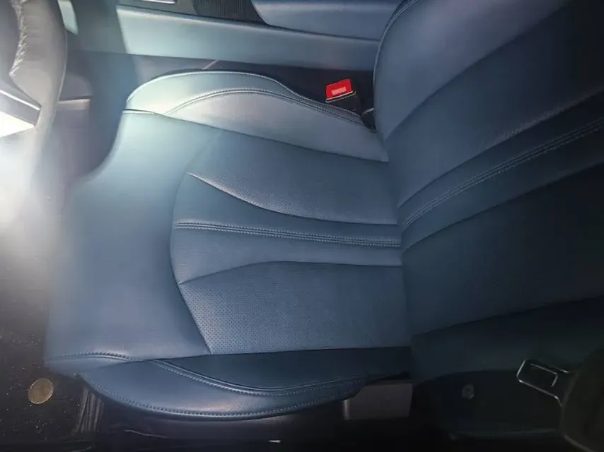 2023 MG 7 2.0T 261HP L4 9AT,autocango,china used car exporter,china ev exporter,chinese used car exporter,chinese used ev exporter