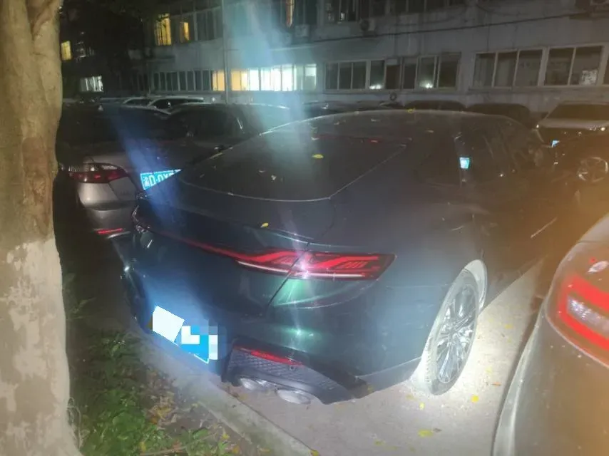 2023 MG 7 2.0T 261HP L4 9AT,autocango,china used car exporter,china ev exporter,chinese used car exporter,chinese used ev exporter