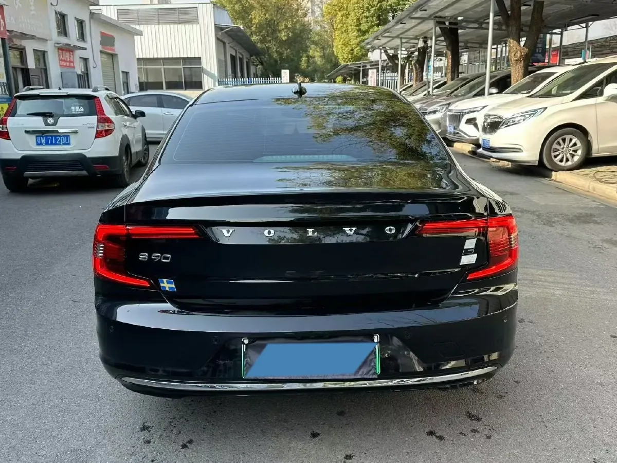 2024 Volvo S90 PHEV 2.0T 310HP L4 8AT PHEV 18.831KWH,autocango,china used car exporter,china ev exporter,chinese used car exporter,chinese used ev exporter