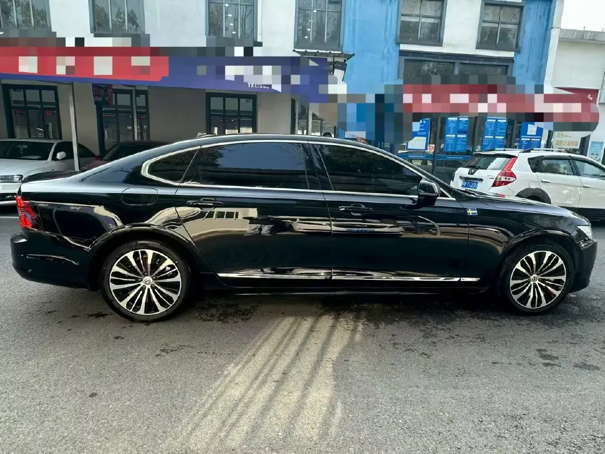 2024 Volvo S90 PHEV 2.0T 310HP L4 8AT PHEV 18.831KWH,autocango,china used car exporter,china ev exporter,chinese used car exporter,chinese used ev exporter
