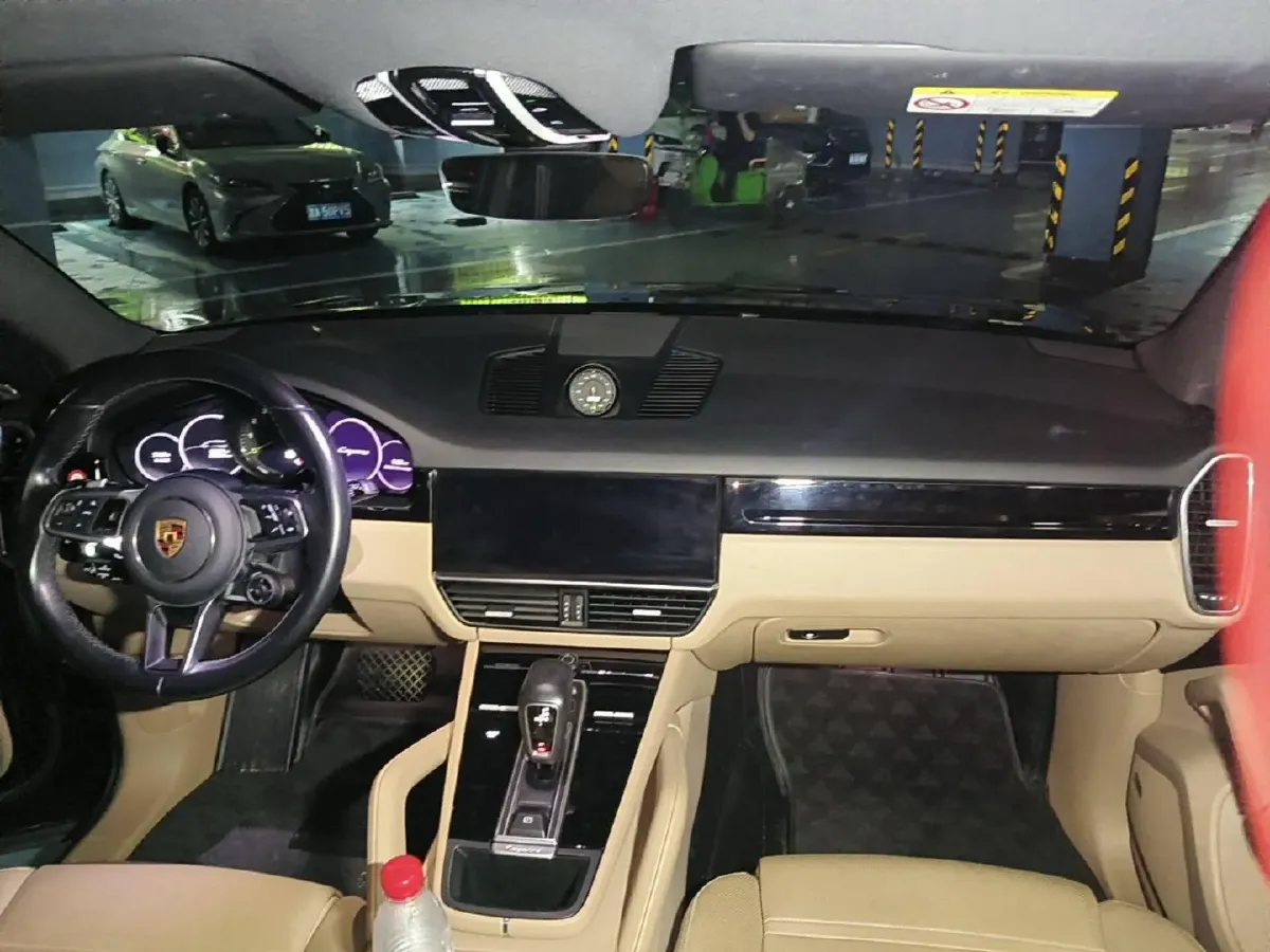 2021 Porsche Cayenne 2.0T 252HP L4 8AT PHEV 17.9KWH,autocango,china used car exporter,china ev exporter,chinese used car exporter,chinese used ev exporter