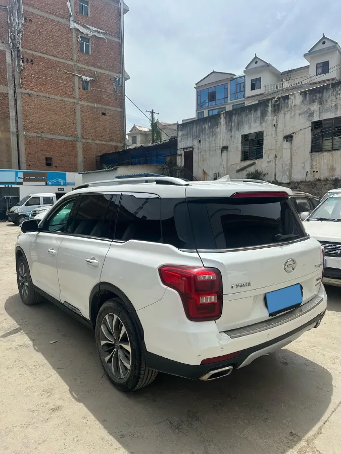 2017 GAC Trumpchi GS8 2.0T 201HP L4 6AT,autocango,china used car exporter,china ev exporter,chinese used car exporter,chinese used ev exporter