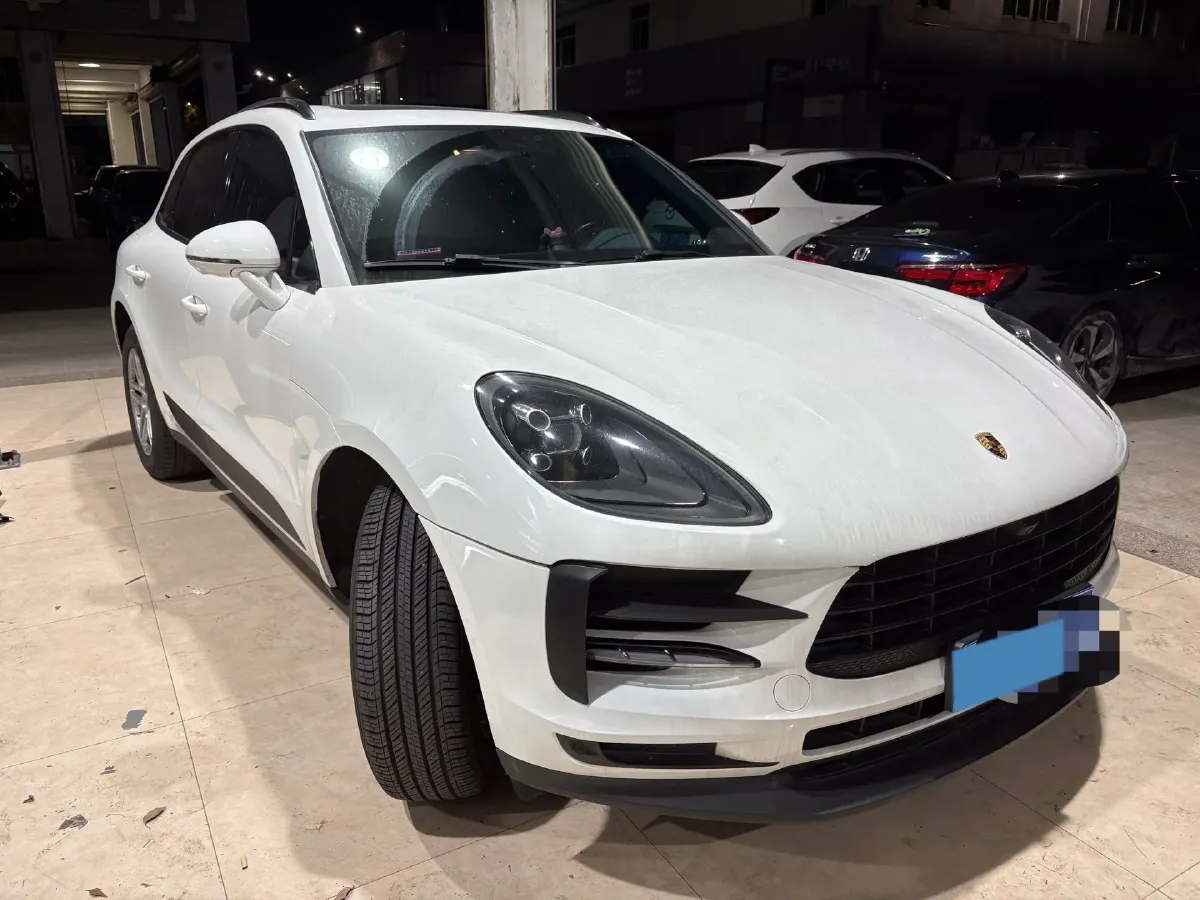 2018 Porsche Macan 2.0T 252HP L4 7DCT,autocango,china used car exporter,china ev exporter,chinese used car exporter,chinese used ev exporter