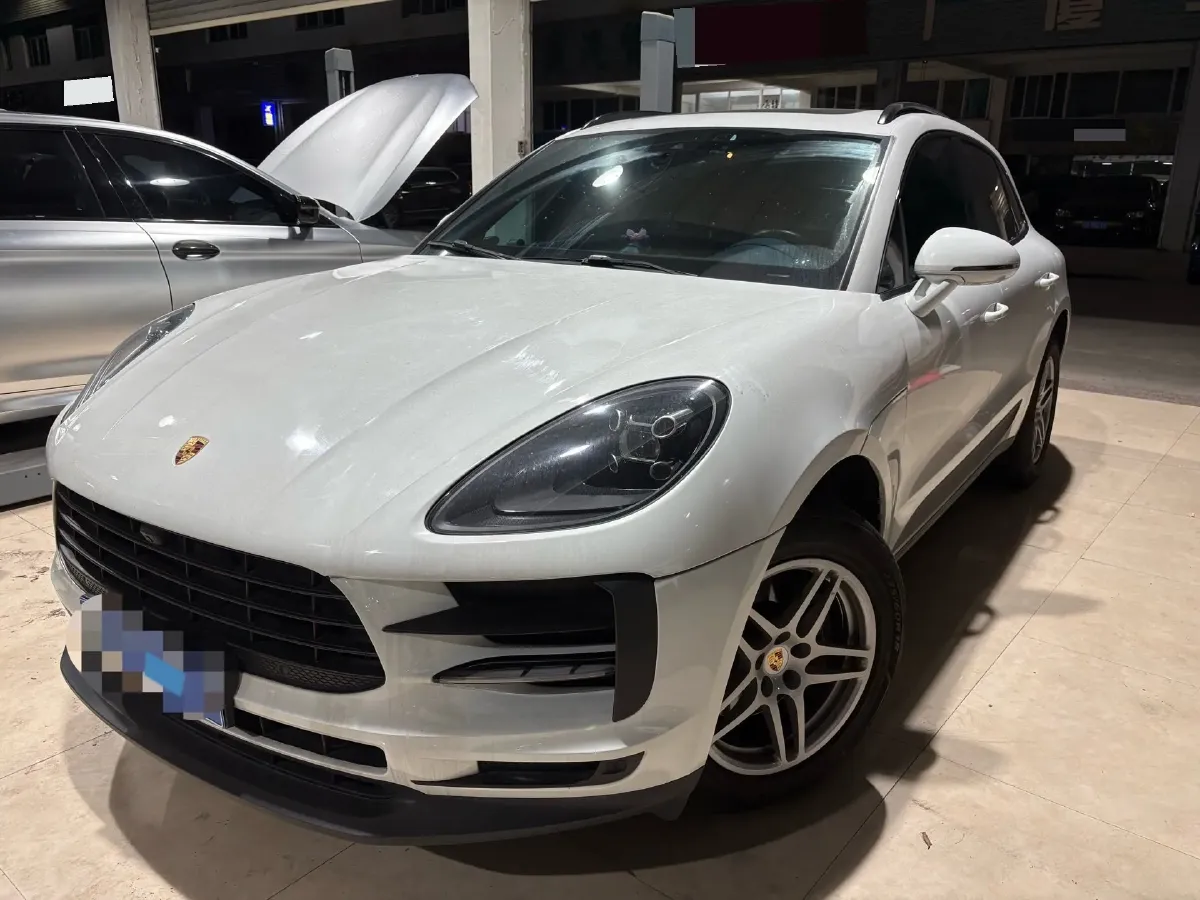 2018 Porsche Macan 2.0T 252HP L4 7DCT,autocango,china used car exporter,china ev exporter,chinese used car exporter,chinese used ev exporter
