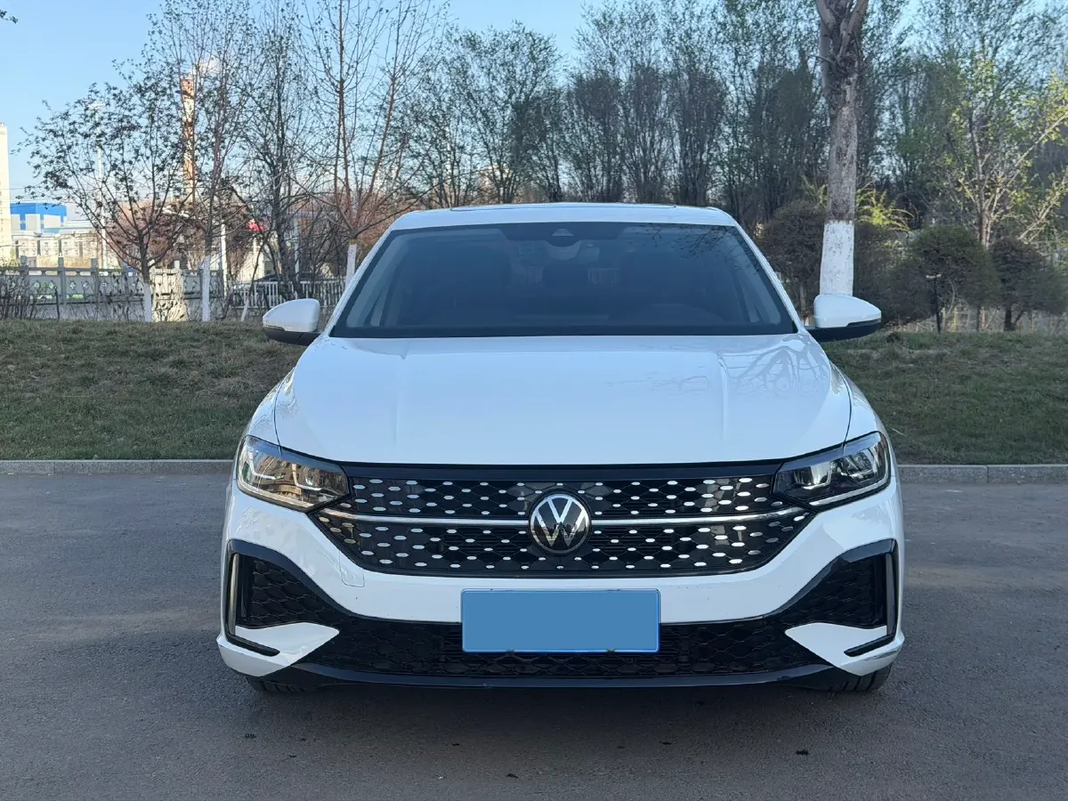 2024 Volkswagen Lavida 1.5L 110HP L4 6AT,autocango,china used car exporter,china ev exporter,chinese used car exporter,chinese used ev exporter