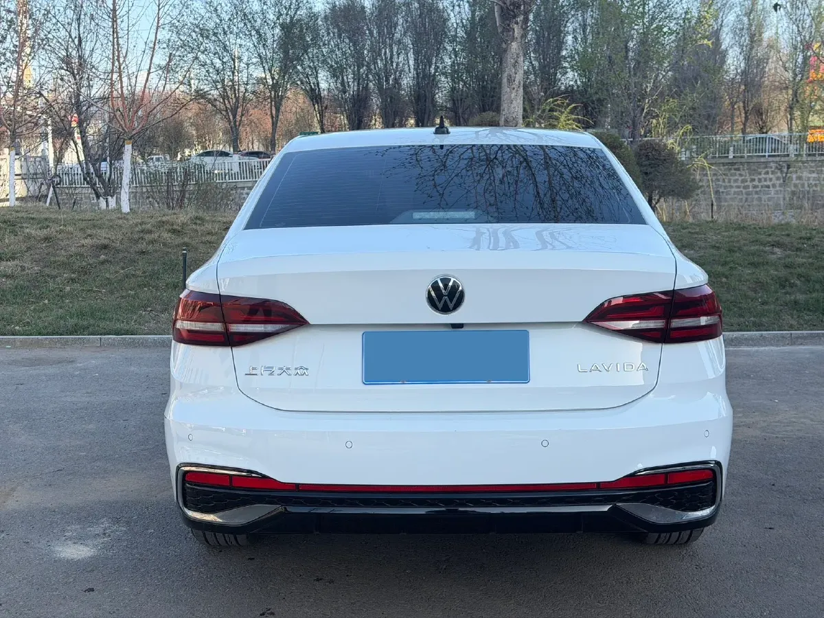 2024 Volkswagen Lavida 1.5L 110HP L4 6AT,autocango,china used car exporter,china ev exporter,chinese used car exporter,chinese used ev exporter