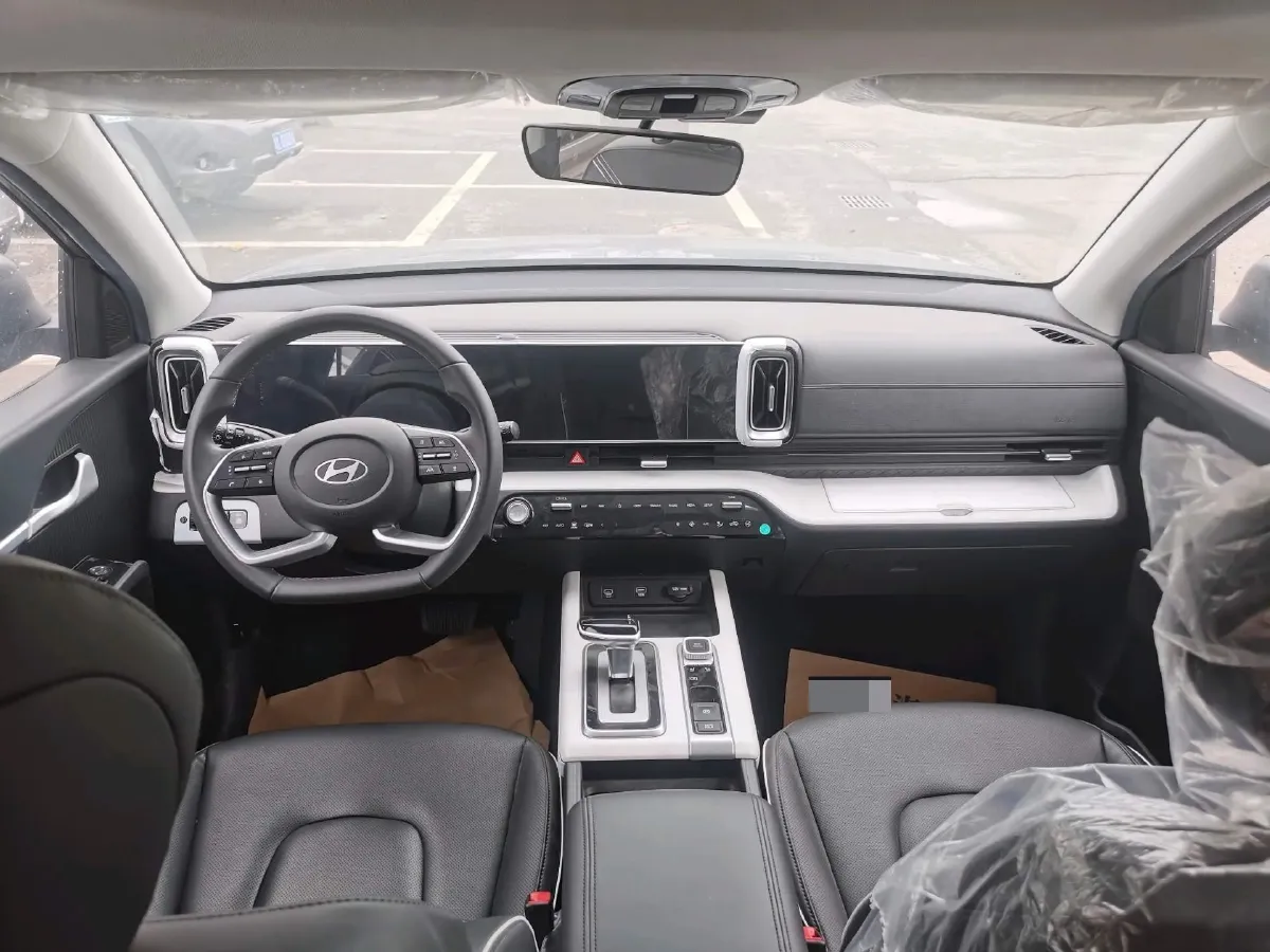 2023 Hyundai ix35 2.0L 160HP L4 6AT,autocango,china used car exporter,china ev exporter,chinese used car exporter,chinese used ev exporter