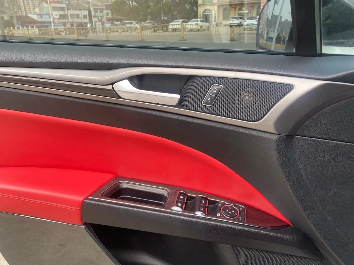 2018 Ford Mondeo 1.5T 181HP L4 6AT,autocango,china used car exporter,china ev exporter,chinese used car exporter,chinese used ev exporter