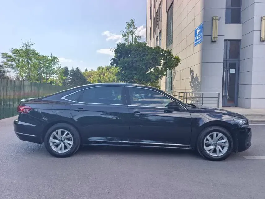 2023 Volkswagen Passat 1.4T 150HP L4 7DCT,autocango,china used car exporter,china ev exporter,chinese used car exporter,chinese used ev exporter