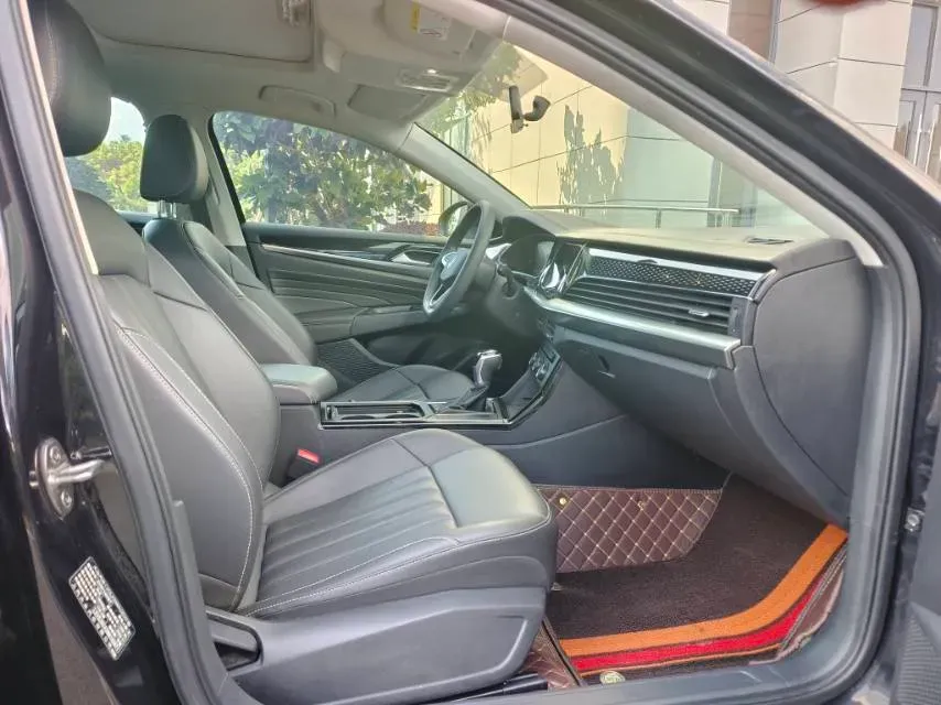 2023 Volkswagen Passat 1.4T 150HP L4 7DCT,autocango,china used car exporter,china ev exporter,chinese used car exporter,chinese used ev exporter