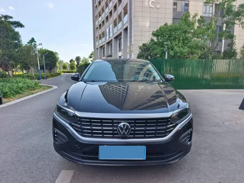 2023 Volkswagen Passat 1.4T 150HP L4 7DCT,autocango,china used car exporter,china ev exporter,chinese used car exporter,chinese used ev exporter