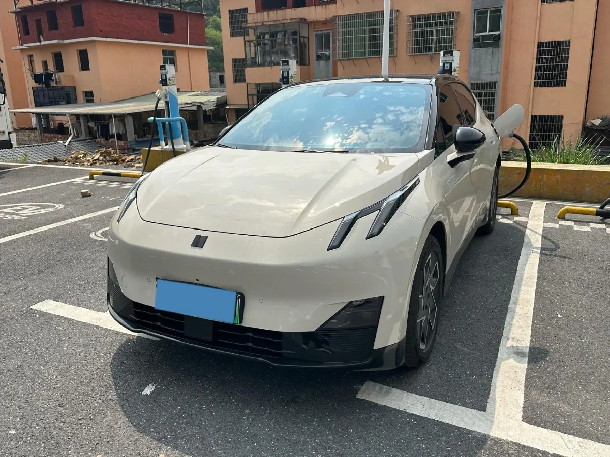 2025 Dongfeng Z9 2.0T 258HP L4 8AT,autocango,china used car exporter,china ev exporter,chinese used car exporter,chinese used ev exporter