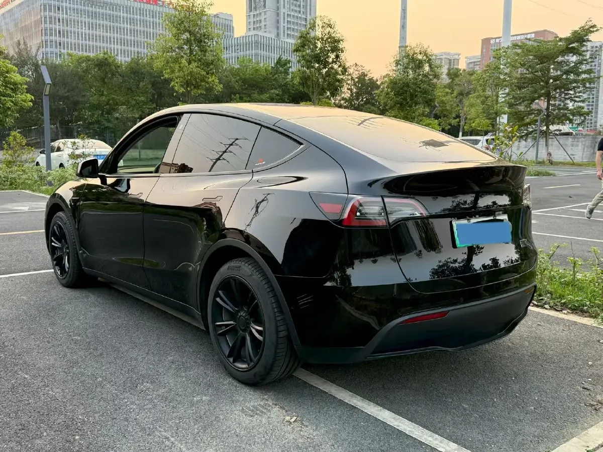 2022 Tesla Model Y BEV 60KWH,autocango,china used car exporter,china ev exporter,chinese used car exporter,chinese used ev exporter