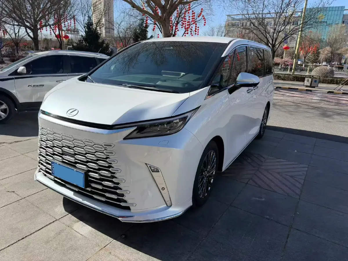 2025 Lexus LM 2.4T 271HP L4 6AT Hybrid,autocango,china used car exporter,china ev exporter,chinese used car exporter,chinese used ev exporter