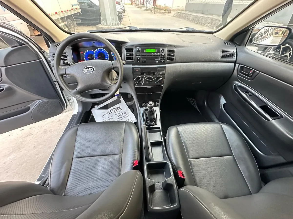 2020 BYD F3 1.5L 109HP L4 5MT,autocango,china used car exporter,china ev exporter,chinese used car exporter,chinese used ev exporter