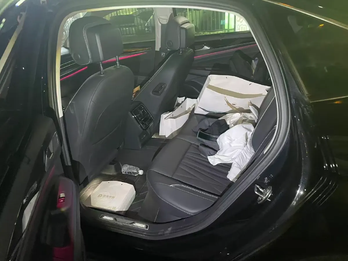 2023 Volkswagen Passat 2.0T 186HP L4 7DCT,autocango,china used car exporter,china ev exporter,chinese used car exporter,chinese used ev exporter