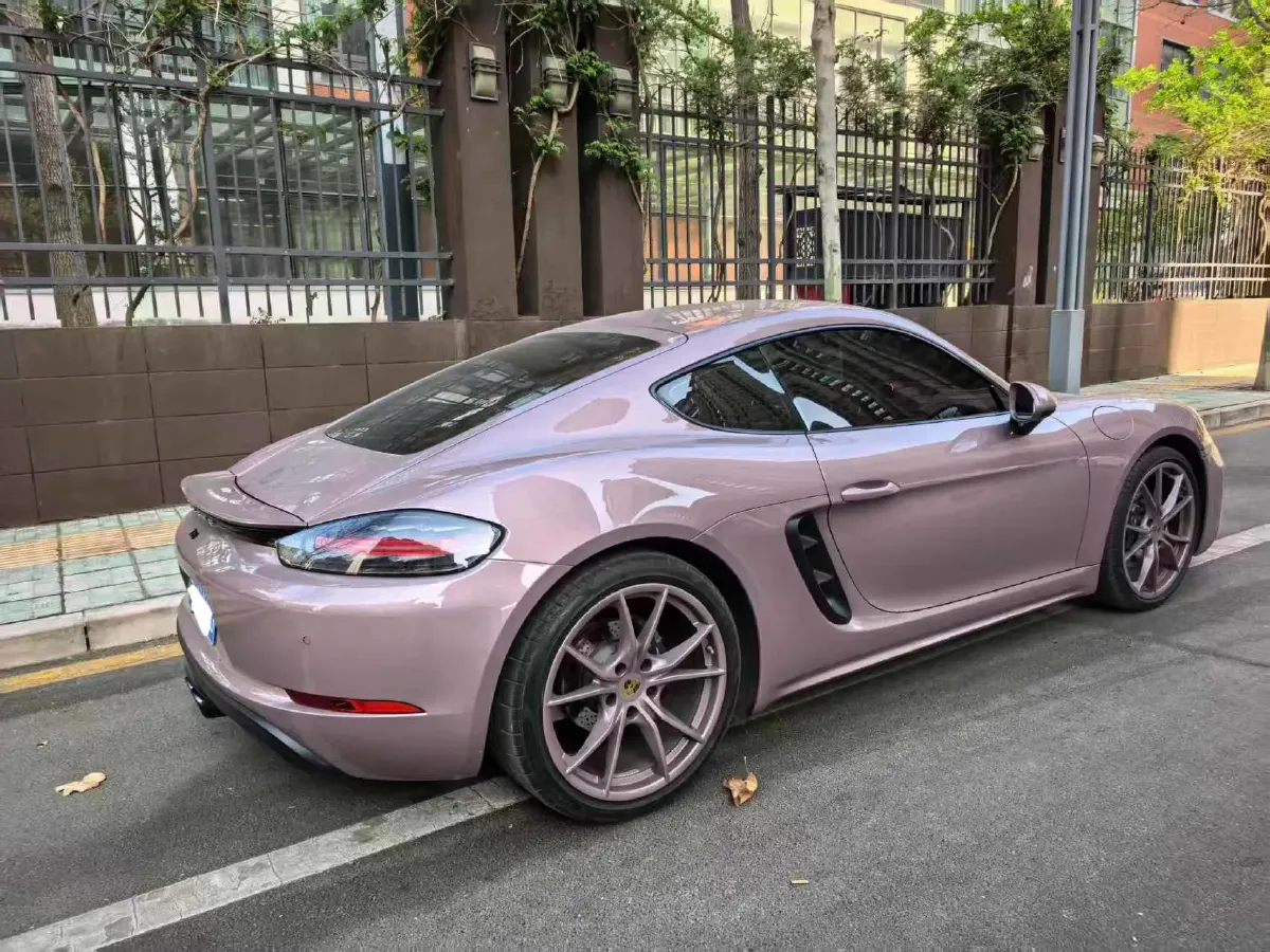 2022 Porsche 718 2.0T 250HP H4 7DCT,autocango,china used car exporter,china ev exporter,chinese used car exporter,chinese used ev exporter