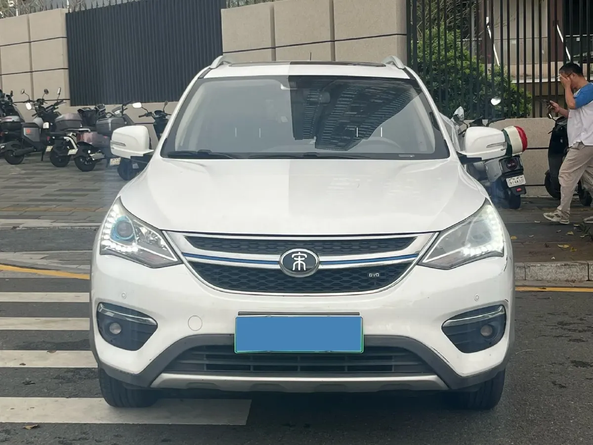 2017 BYD Song 1.5T 154HP L4 6DCT PHEV 16.9KWH,autocango,china used car exporter,china ev exporter,chinese used car exporter,chinese used ev exporter