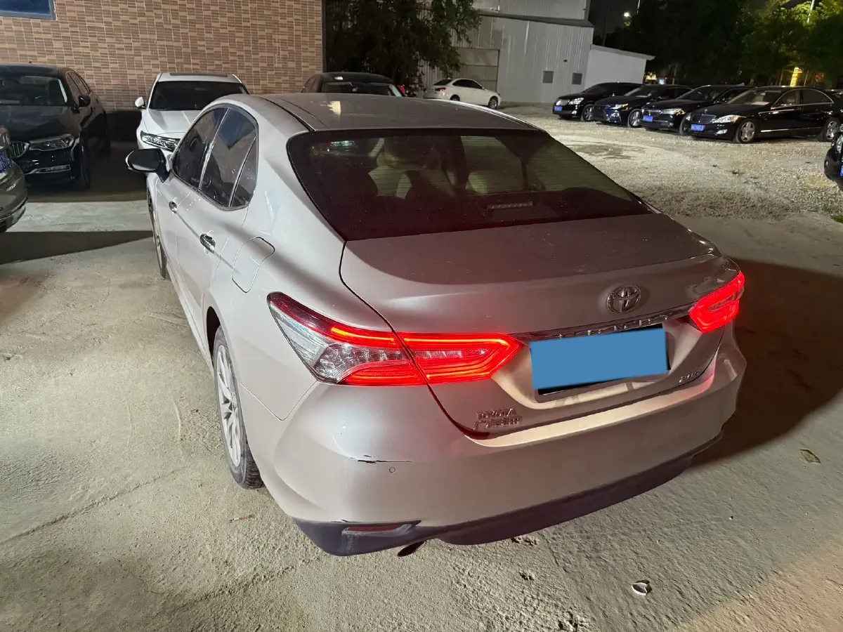 2018 Toyota Camry 2.0L 169HP L4 6AT,autocango,china used car exporter,china ev exporter,chinese used car exporter,chinese used ev exporter