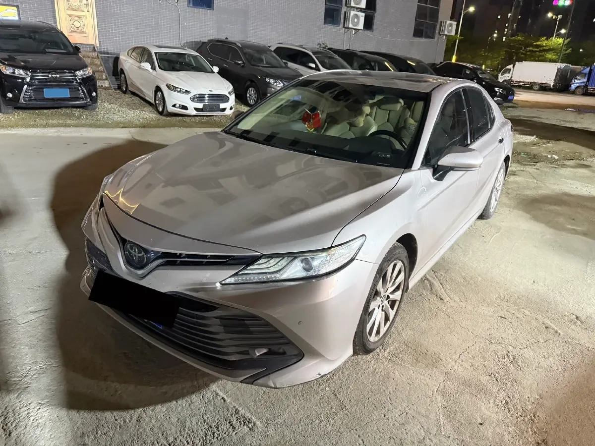 2018 Toyota Camry 2.0L 169HP L4 6AT,autocango,china used car exporter,china ev exporter,chinese used car exporter,chinese used ev exporter