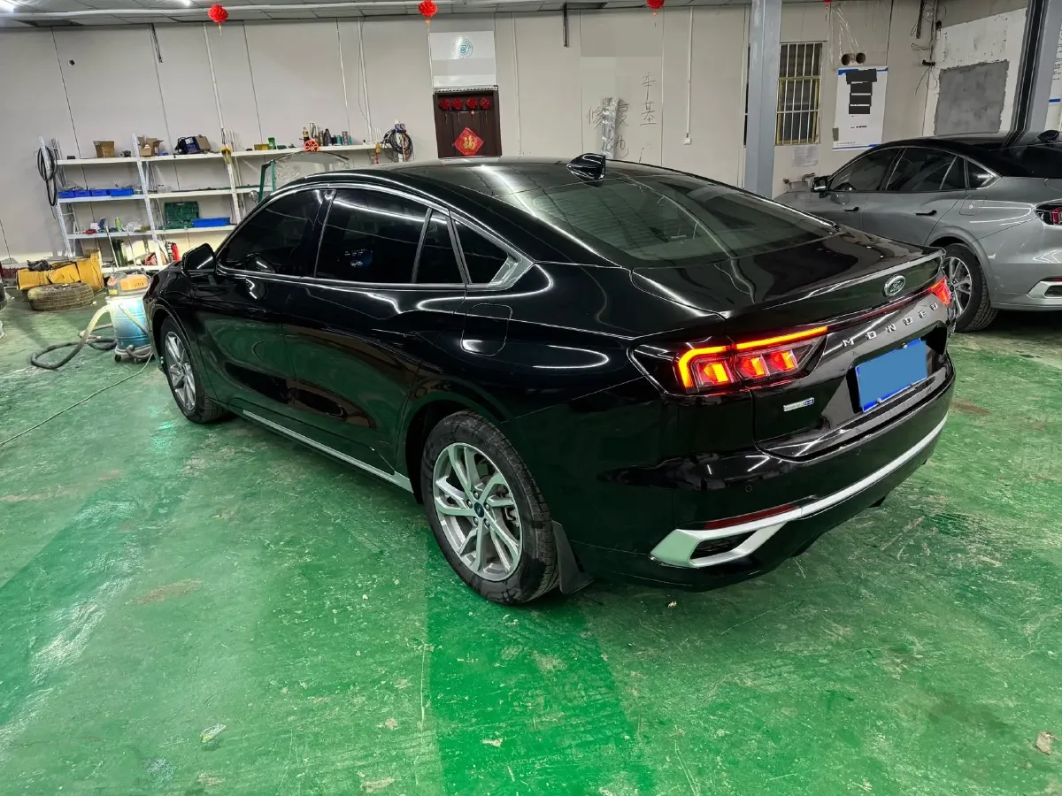 2022 Ford Mondeo 2.0T 238HP L4 8AT,autocango,china used car exporter,china ev exporter,chinese used car exporter,chinese used ev exporter
